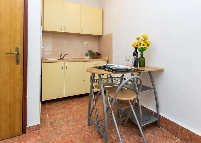 Marko Apartman Sukosan