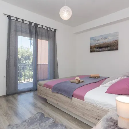 Marko Apartamento Sukošan